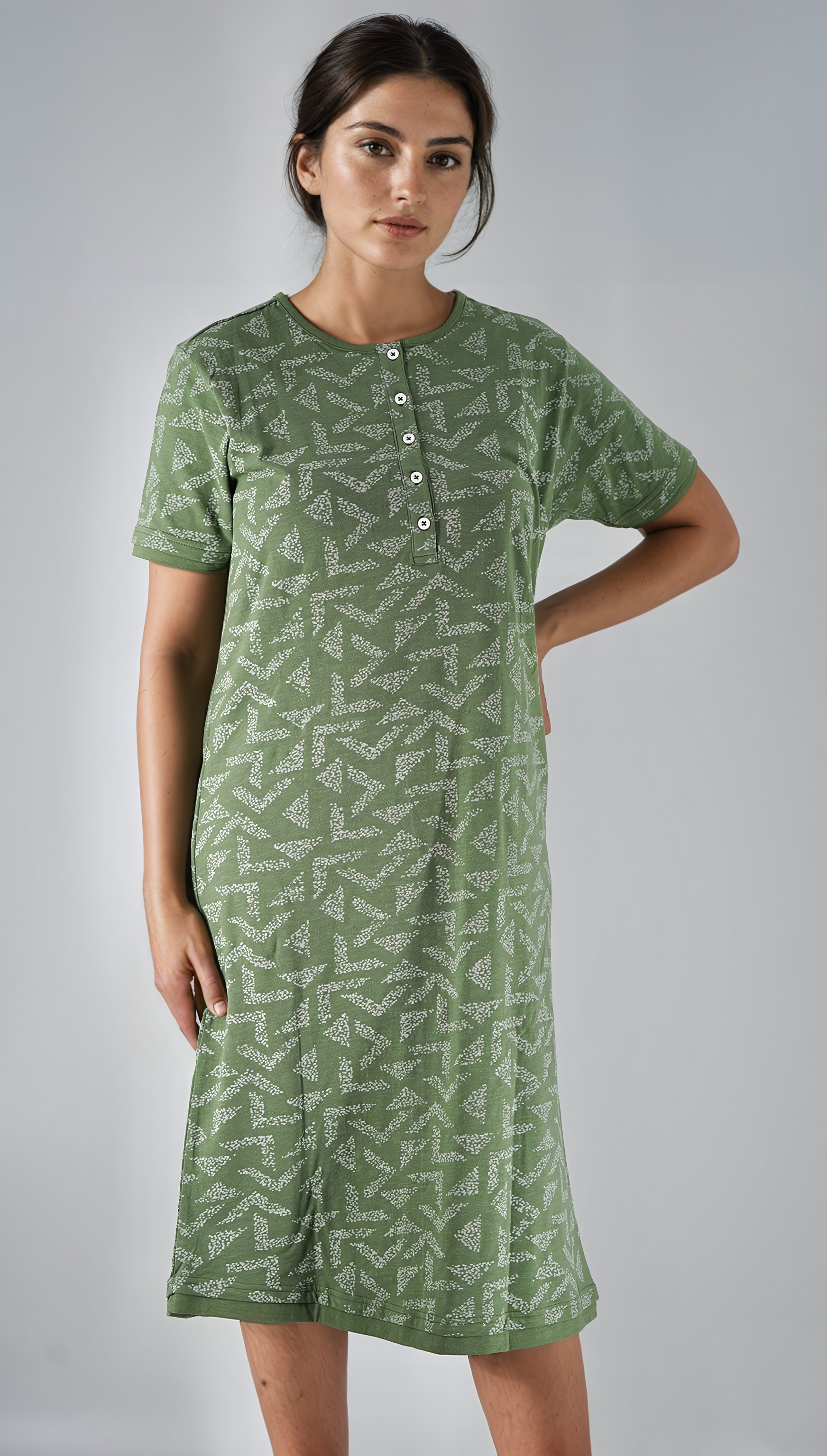 Triadic Green - MommyTee